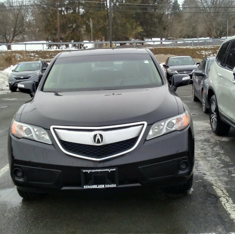 Meet your Posher, Eric